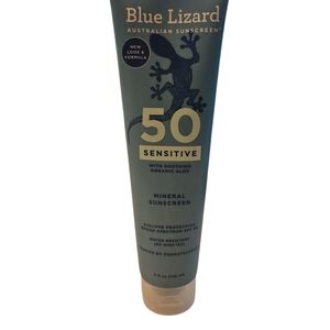 Sensitive Mineral Sunscreen - 50 SPF - Blue and Cream